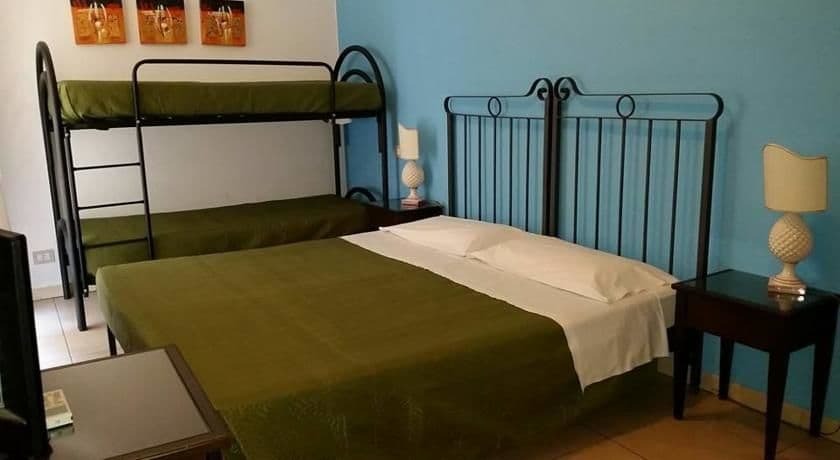 B&B Regina Carolina Caltagirone Eksteriør billede